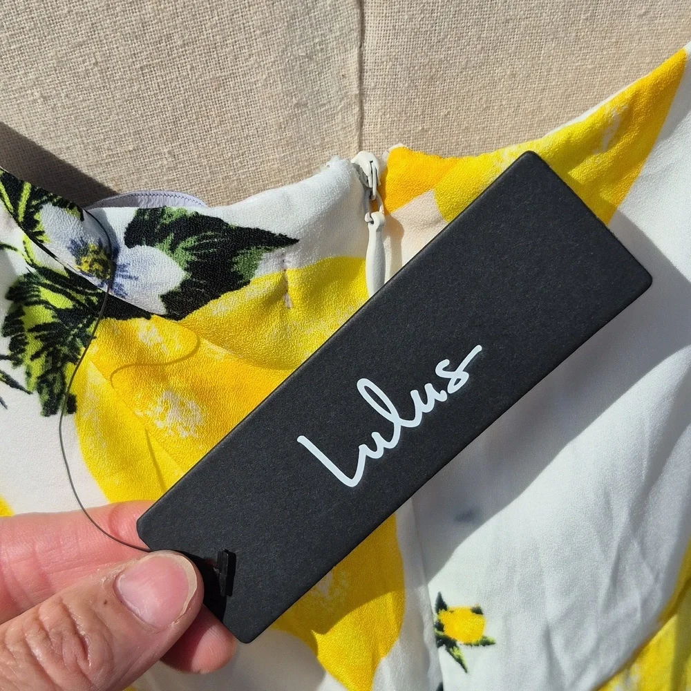 Lulu's Asymmetrical Dress with Lemon Print Size Large NWT - Picture 6 of 6